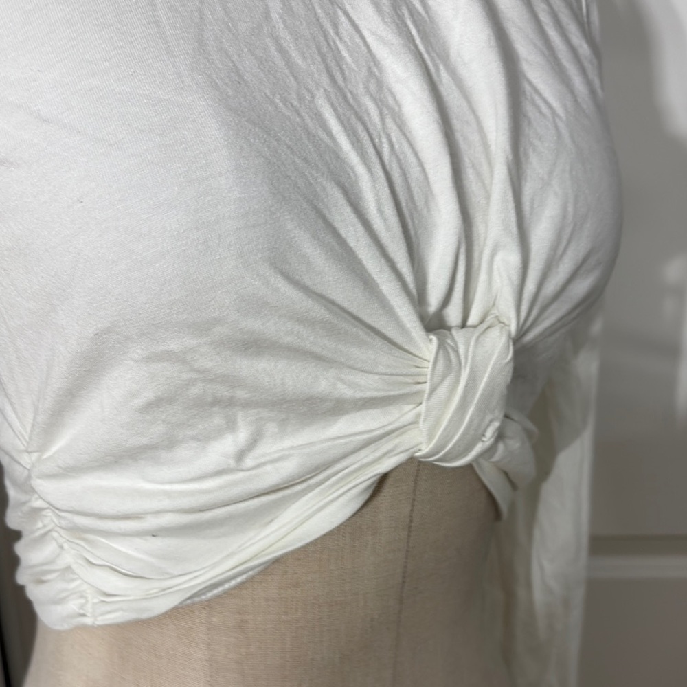 Elegant White Knotted Long Sleeve Top - Picture 4 of 9